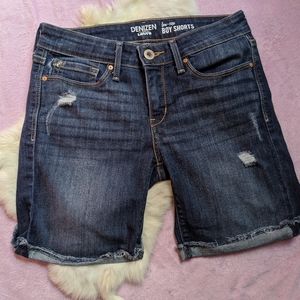 🥤 Levi's denim low rise boyfriend shorts